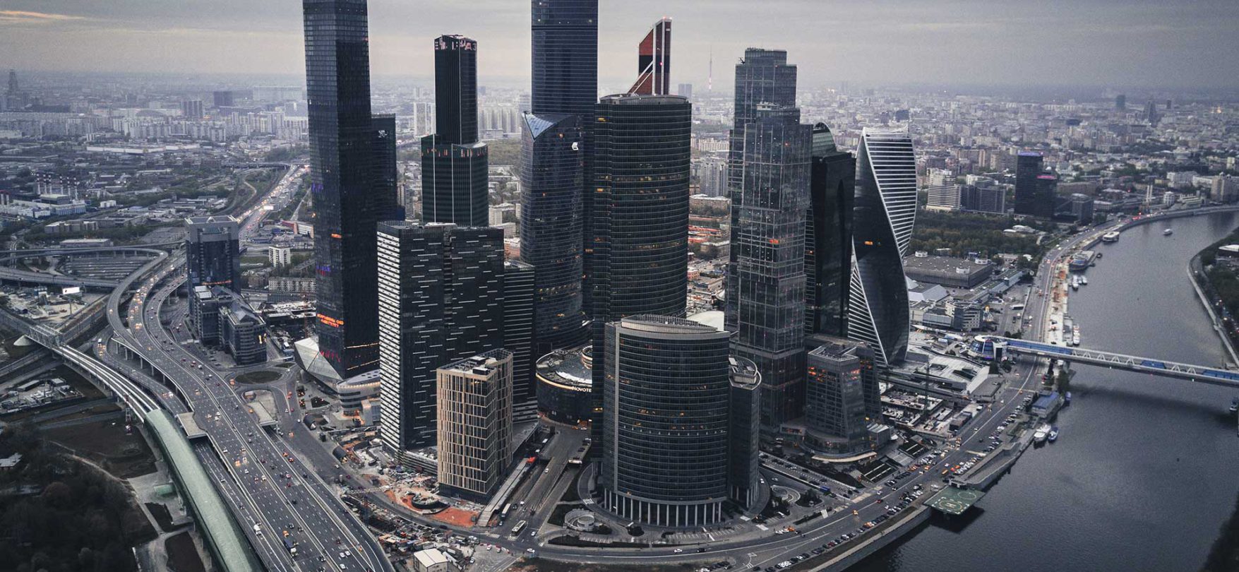 Die moderne City von Moskau - Beeindruckende Aufnahme aus der Luft