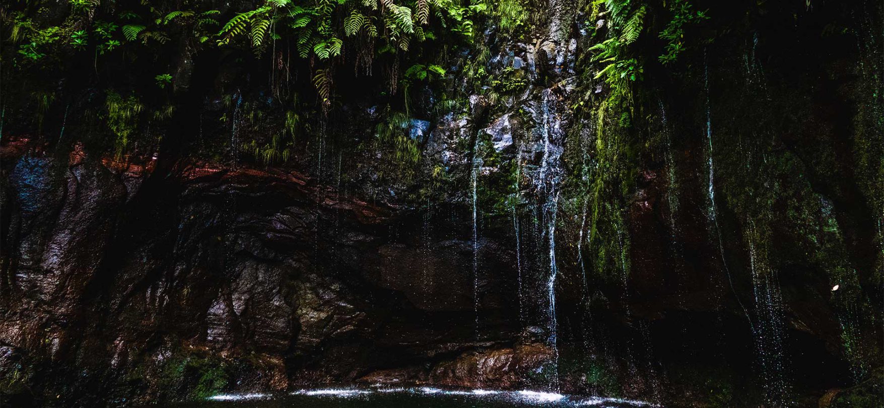 Überall gibt es kleine, idyllische Orte auf Madeira zu entdecken. Badehose einpacken!