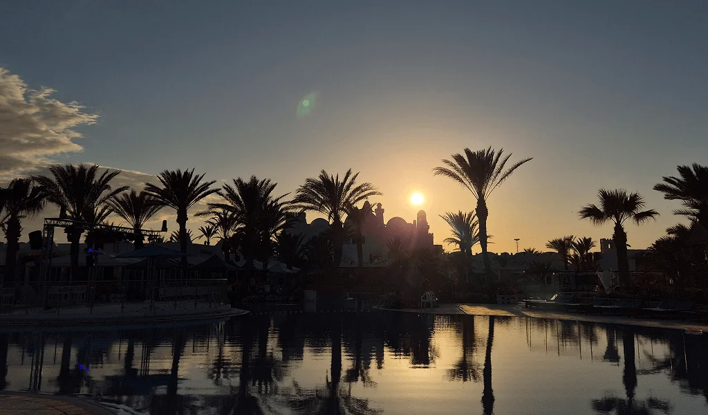 Traditionelles Café Maure auf Djerba mit orientalischem Flair