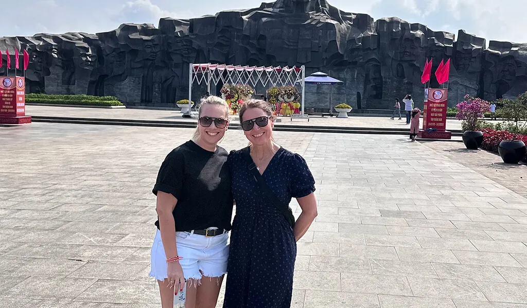 Larissa Kautz und Laura Kamrath vom ReiseClub Dortmund auf Erkundungstour in Vietnam