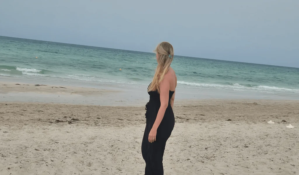 Yoga und Entspannung im Robinson Club Djerba mit Blick aufs Meer